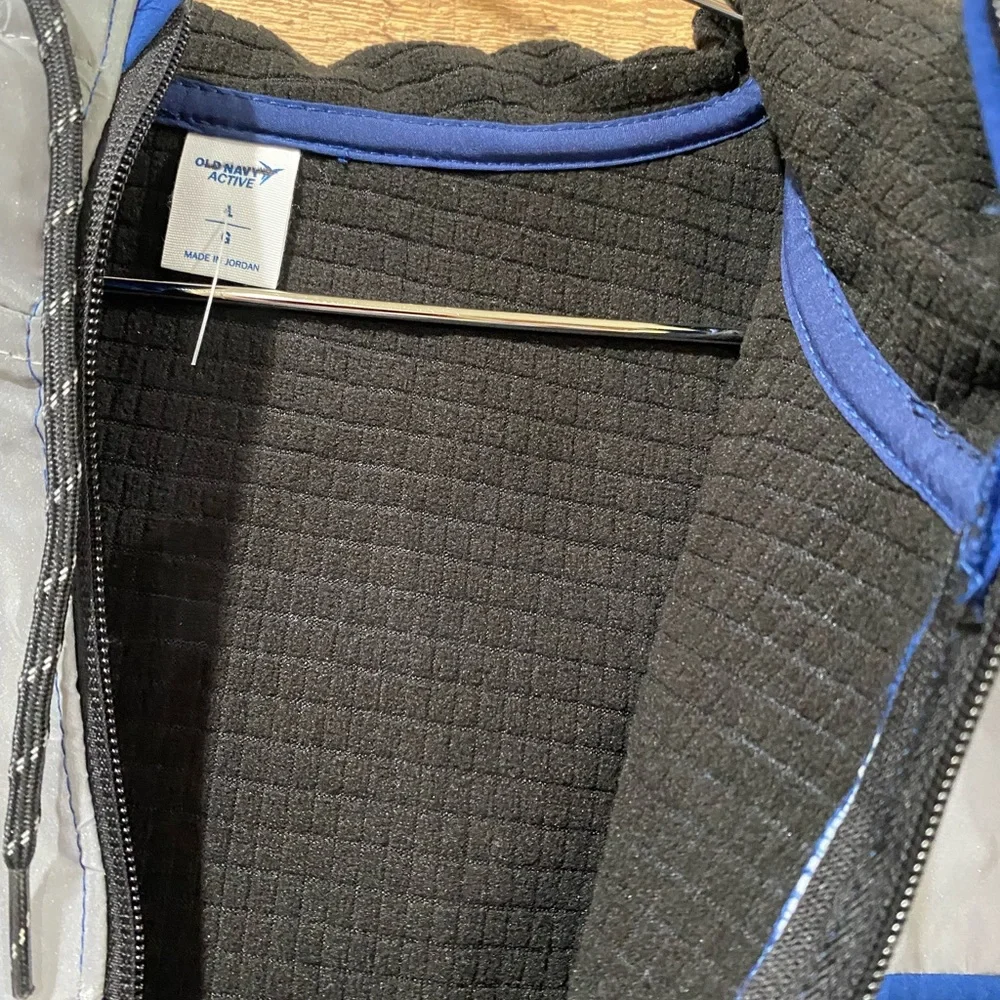 New With Tags Old Navy Mens Reflective Lined Hooded Jacket Windbreaker Large - Picture 5 of 6